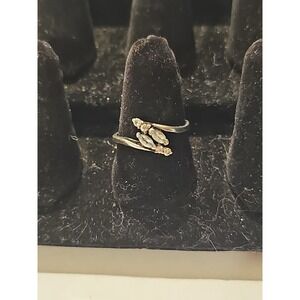 Avon Vintage Lt Sterling Silver & Blue/white Gemstone Floral Ring Size 7.5